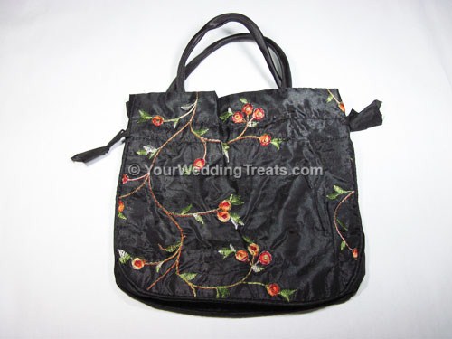 black gift tote bag 
