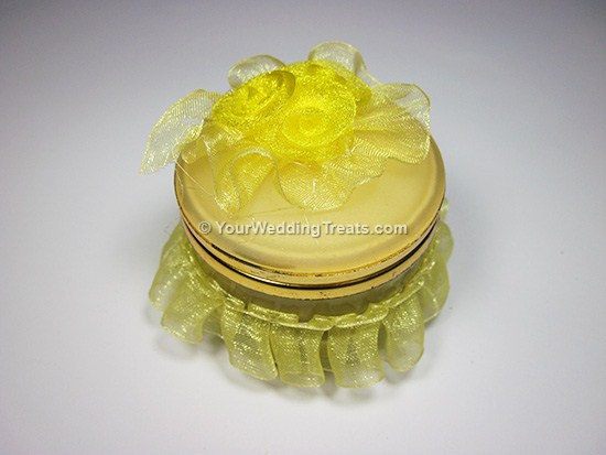yellow glass jewelry box 